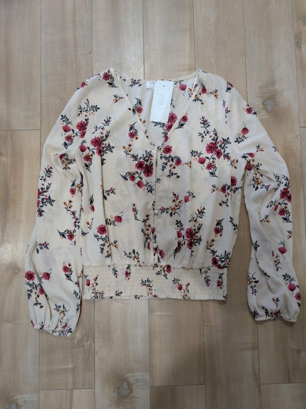 Sienna Sky Floral Smocked Waist Blouse Cream Pink Small NWT